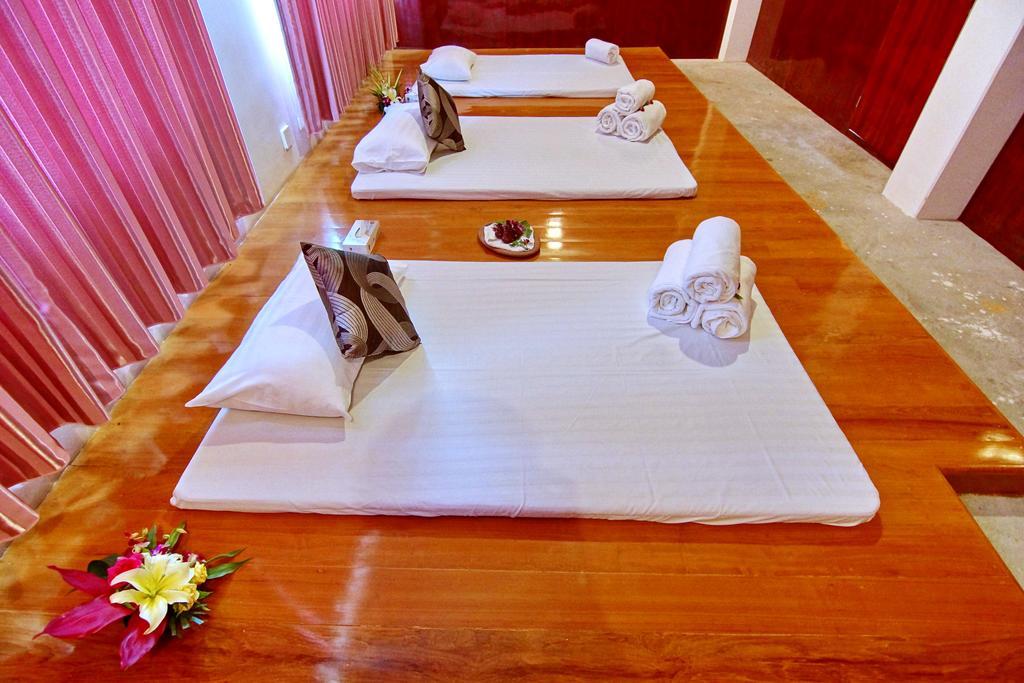 Triumph Hotel Mandalay Extérieur photo