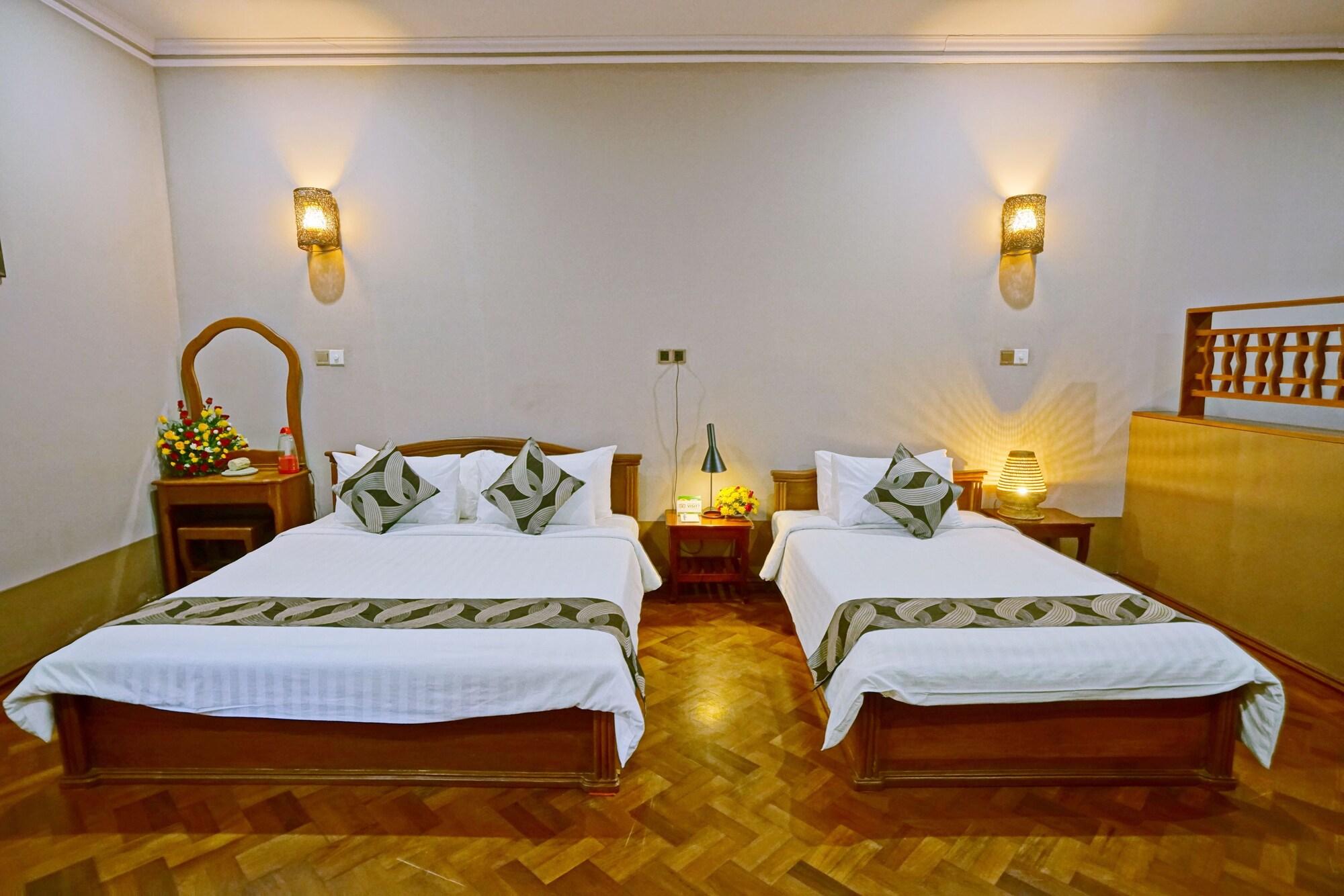 Triumph Hotel Mandalay Extérieur photo