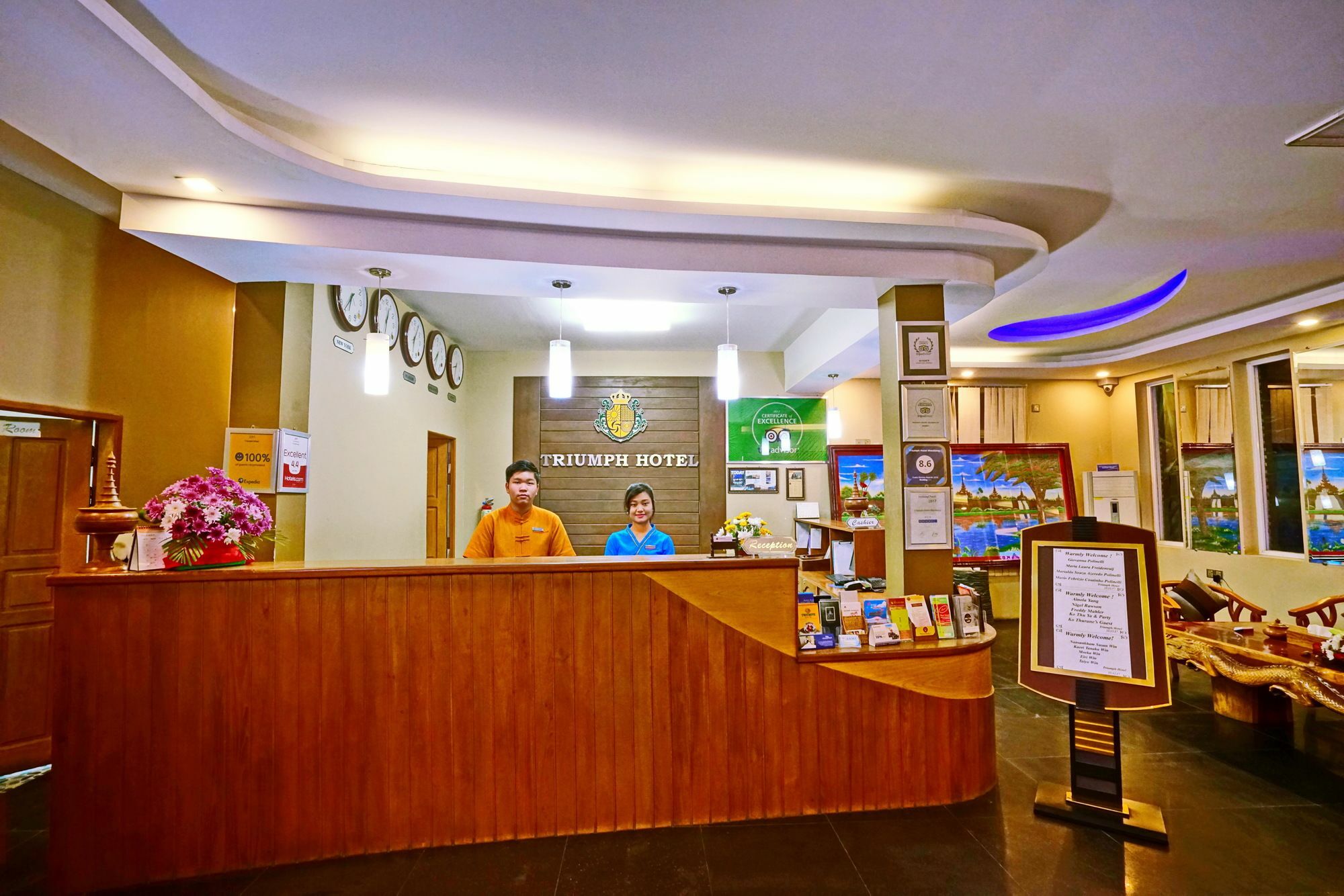 Triumph Hotel Mandalay Extérieur photo