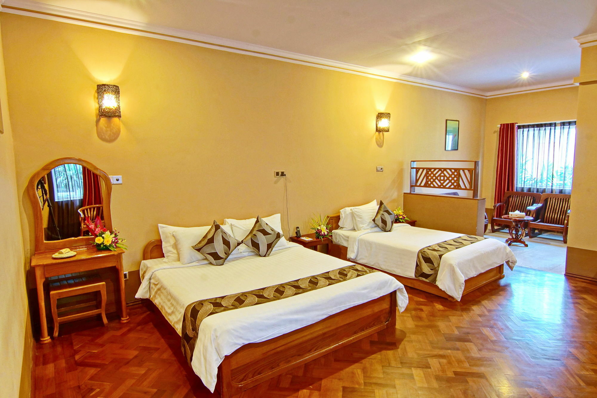 Triumph Hotel Mandalay Extérieur photo