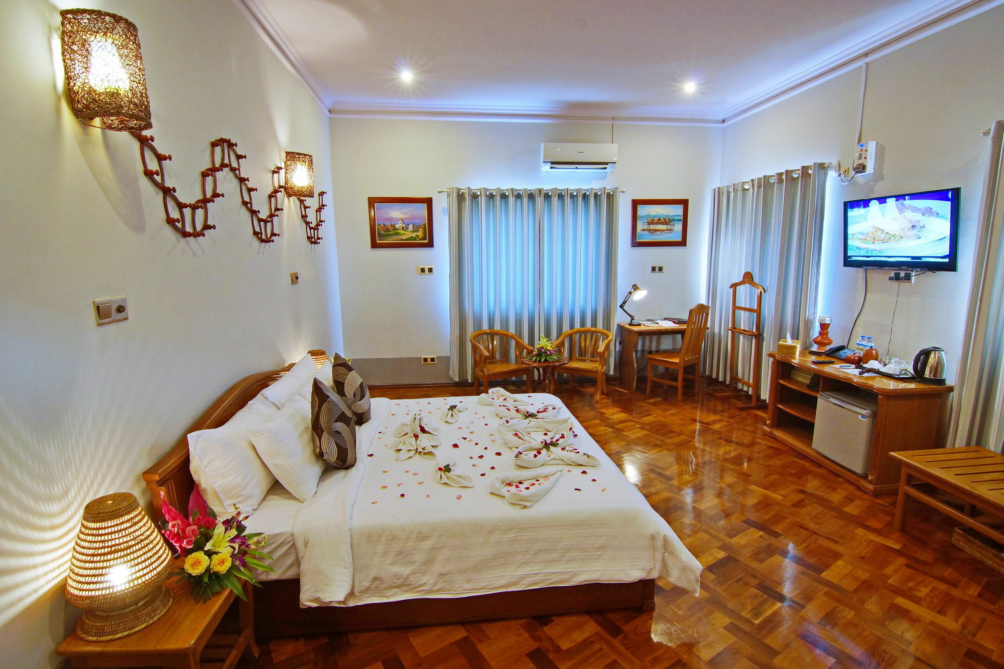 Triumph Hotel Mandalay Extérieur photo