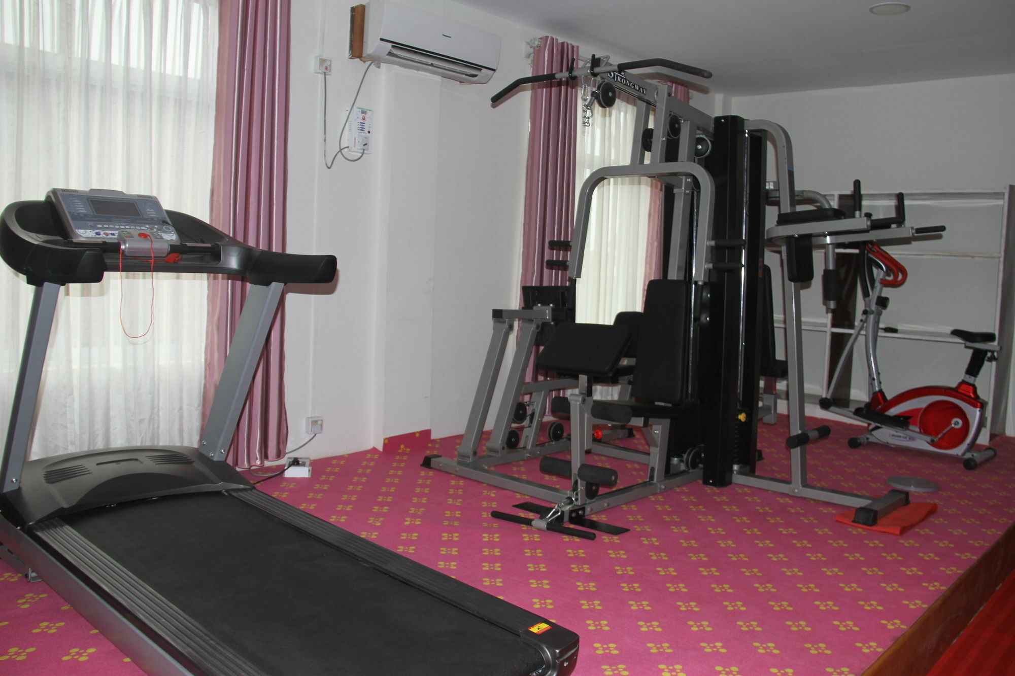 Triumph Hotel Mandalay Extérieur photo